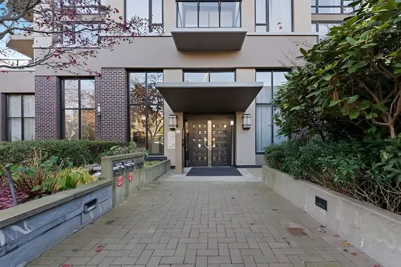 1107 151 West 2nd Street, North Vancouver For Sale - image 7