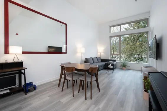 515 119 West 22nd Street, North Vancouver For Sale - image 2