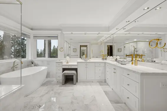 4081 Woodbury Avenue, North Vancouver For Sale - image 25