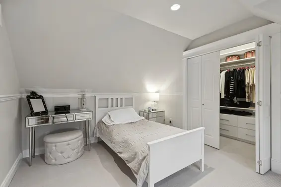 4081 Woodbury Avenue, North Vancouver For Sale - image 31