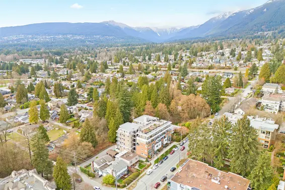 TH5 2137 Chesterfield Avenue, North Vancouver For Sale - image 25
