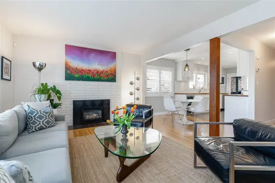222 East 10Th Street, North Vancouver