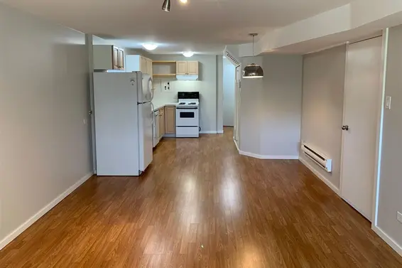 222 East 10Th Street, North Vancouver For Sale - image 27