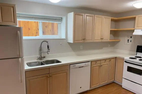 222 East 10Th Street, North Vancouver For Sale - image 29