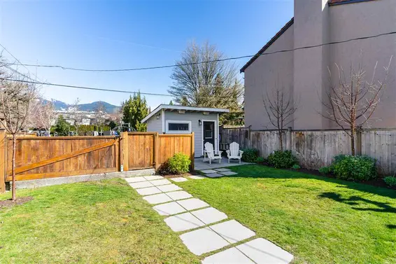 222 East 10Th Street, North Vancouver For Sale - image 30