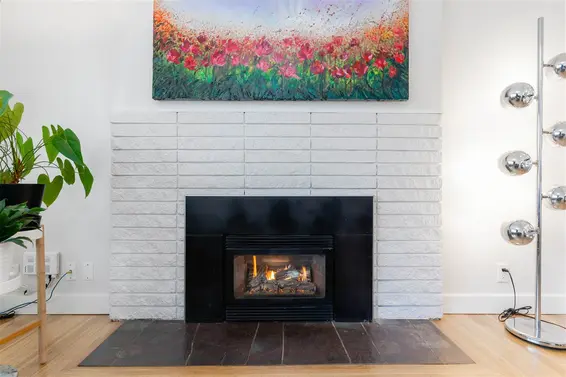 222 East 10Th Street, North Vancouver For Sale - image 6