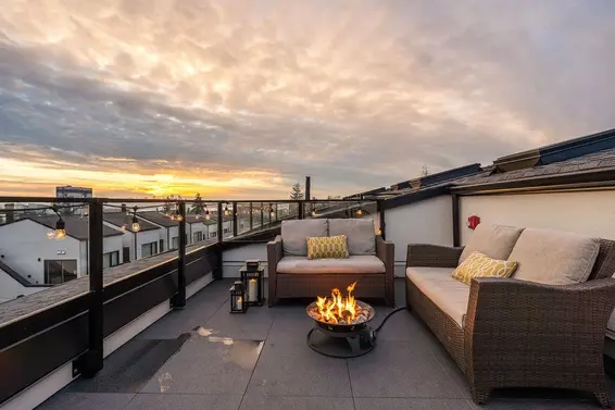 223 650 East 2nd Street, North Vancouver For Sale - image 3