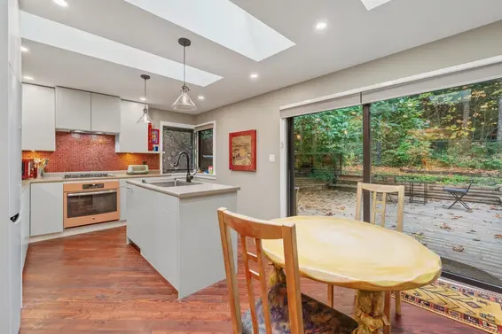 2336 Treetop Lane, North Vancouver For Sale - image 9