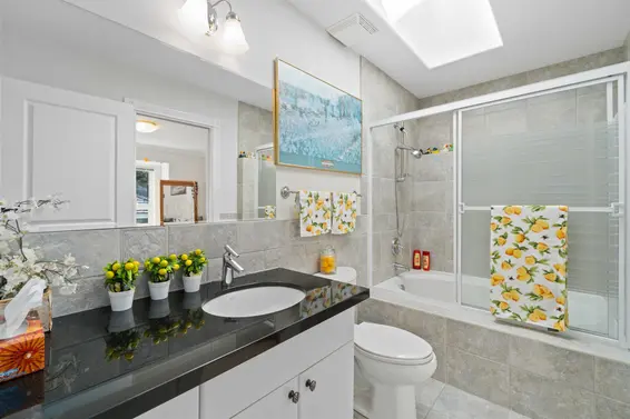 3866 Michener Way, North Vancouver For Sale - image 32