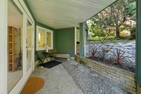 3866 Michener Way, North Vancouver For Sale - image 36