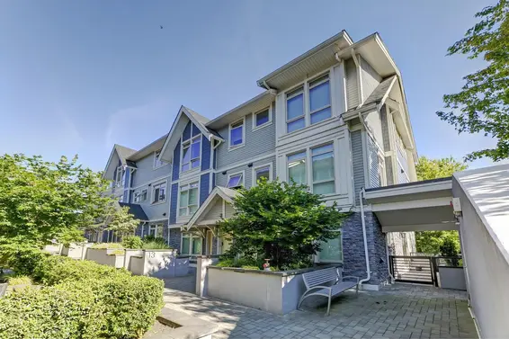 13 115 West Queens Road, North Vancouver