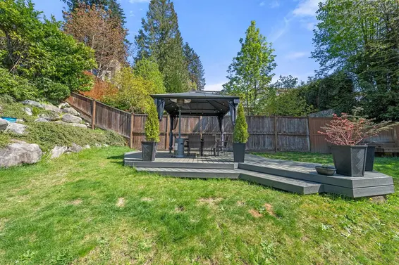192 Montroyal Boulevard, North Vancouver For Sale - image 32