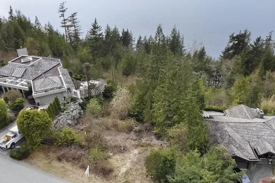 128 Furry Creek Drive, West Vancouver For Sale - image 20