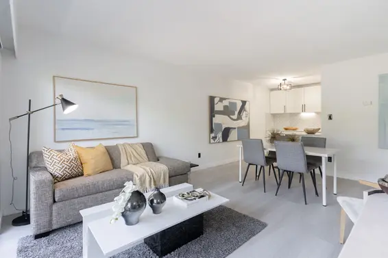 306 211 West 3Rd Street, North Vancouver