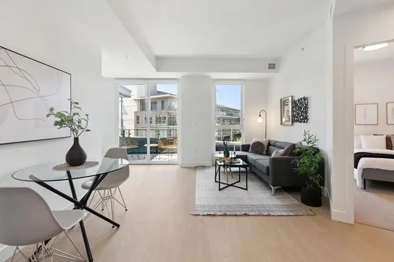 202 333 St. David's Avenue, North Vancouver For Sale - image 2