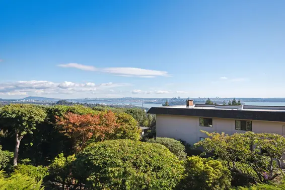27 2214 Folkestone Way, West Vancouver For Sale - image 32