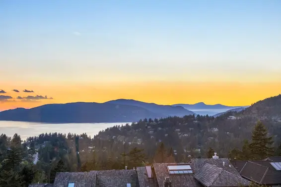 5360 Meadfeild Road, West Vancouver For Sale - image 37