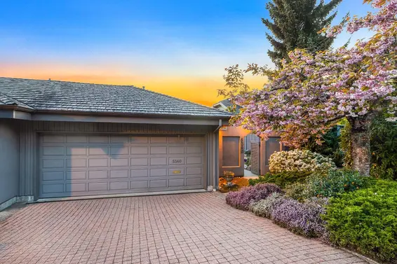 5360 Meadfeild Road, West Vancouver For Sale - image 4
