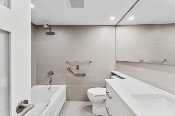 1 2110 Marine Drive, West Vancouver For Sale - image 20