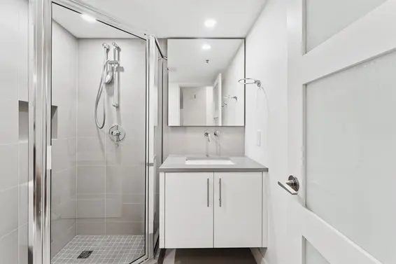 1 2110 Marine Drive, West Vancouver For Sale - image 21