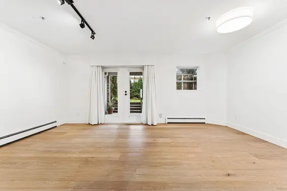 1 2110 Marine Drive, West Vancouver For Sale - image 6