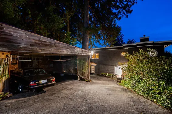 2215 Chairlift Road, West Vancouver For Sale - image 28