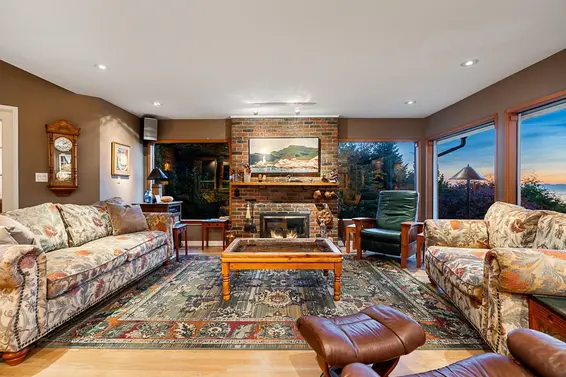 2215 Chairlift Road, West Vancouver For Sale - image 5