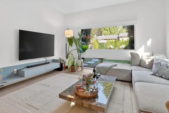 2221 Bowser Avenue, North Vancouver For Sale - image 11