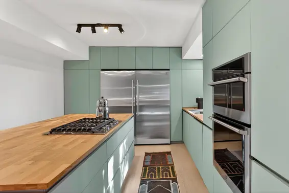 2221 Bowser Avenue, North Vancouver For Sale - image 16