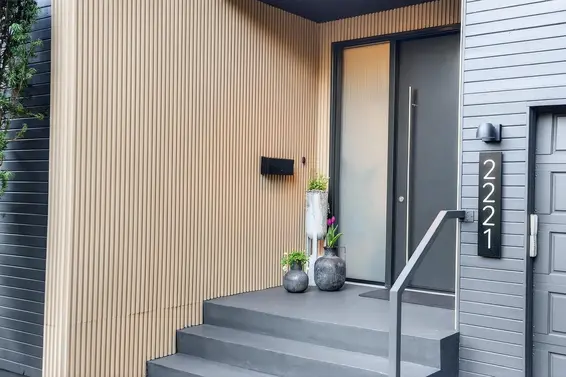 2221 Bowser Avenue, North Vancouver For Sale - image 2