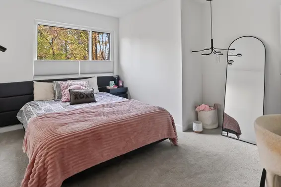 2221 Bowser Avenue, North Vancouver For Sale - image 27