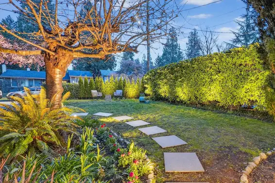 2221 Bowser Avenue, North Vancouver For Sale - image 37