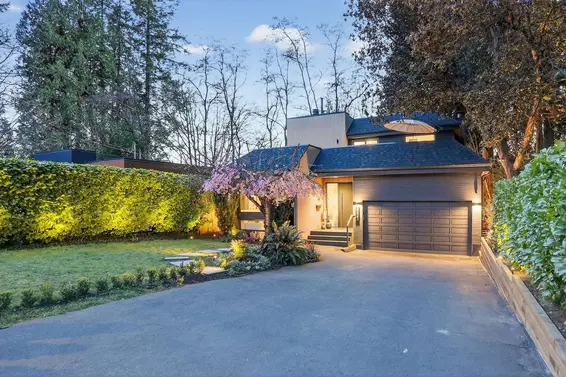 2221 Bowser Avenue, North Vancouver For Sale - image 39