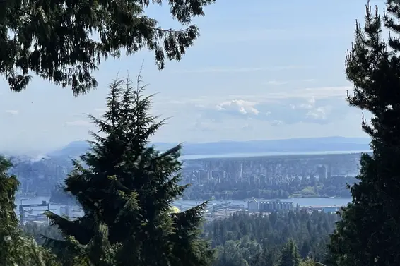414 Montroyal Boulevard, North Vancouver