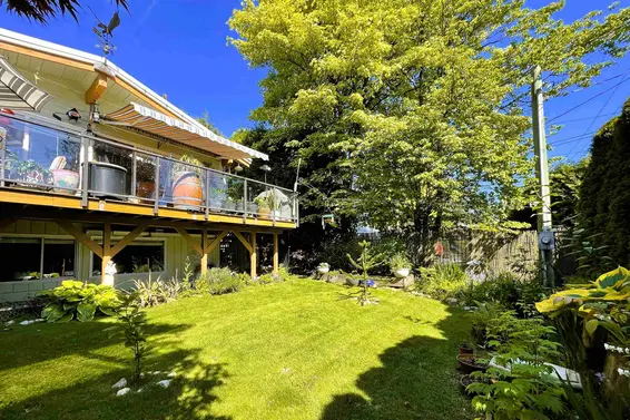 414 Montroyal Boulevard, North Vancouver For Sale - image 29