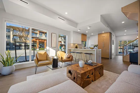 3218 Highland Boulevard, North Vancouver For Sale - image 9