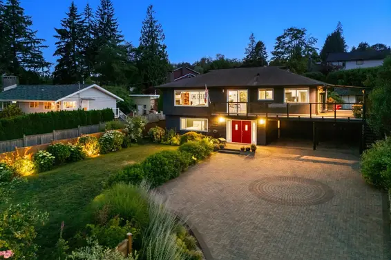575 North Dollarton Highway, North Vancouver