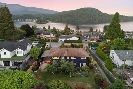 575 North Dollarton Highway, North Vancouver For Sale - image 31