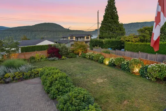 575 North Dollarton Highway, North Vancouver For Sale - image 33