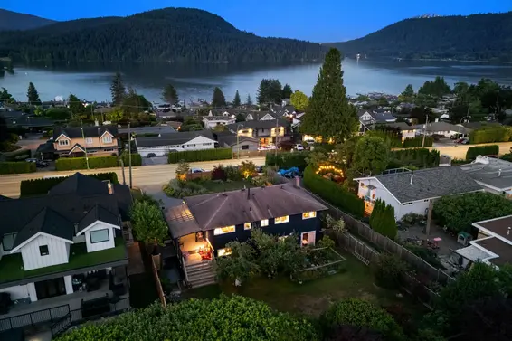 575 North Dollarton Highway, North Vancouver For Sale - image 35