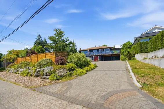 575 North Dollarton Highway, North Vancouver For Sale - image 38