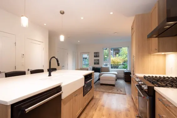 122 525 East 2nd Street, North Vancouver For Sale - image 4