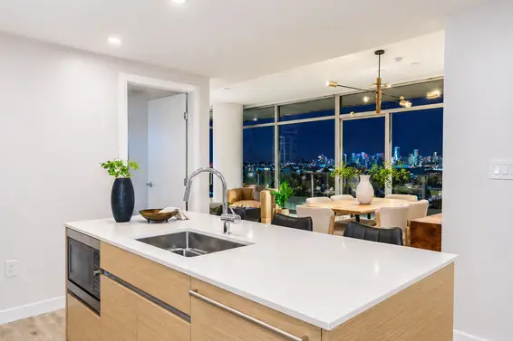 1104 200 Klahanie Court, West Vancouver For Sale - image 6