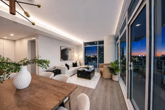 1104 200 Klahanie Court, West Vancouver For Sale - image 8