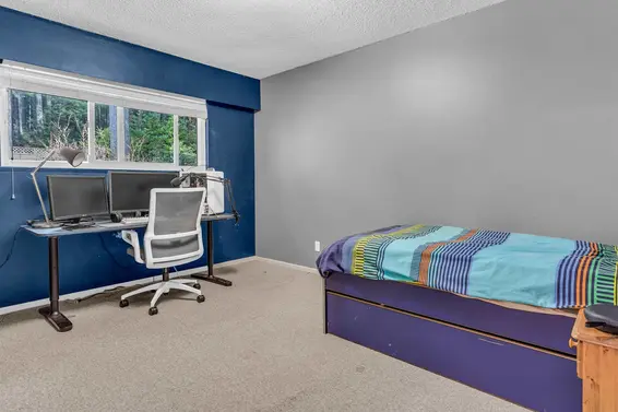 2422 Hyannis Drive, North Vancouver For Sale - image 18