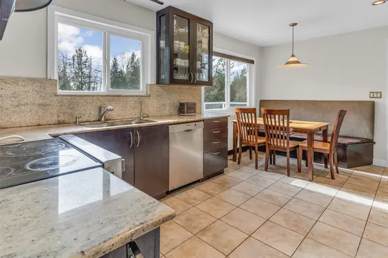 2422 Hyannis Drive, North Vancouver For Sale - image 7