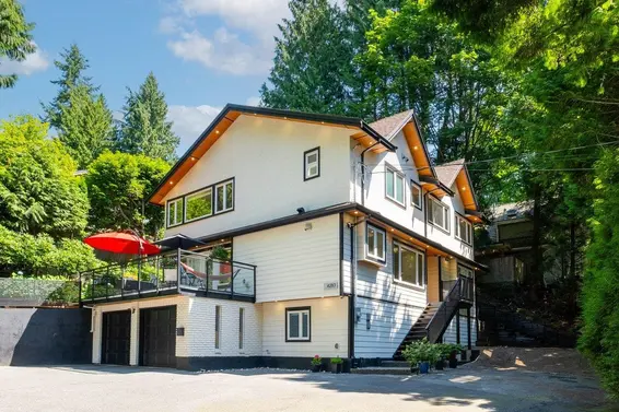 4283 Capilano Road, North Vancouver
