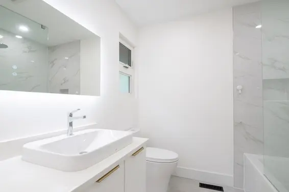 4283 Capilano Road, North Vancouver For Sale - image 30