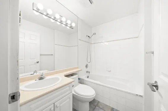 304 1550 Fell Avenue, North Vancouver For Sale - image 22