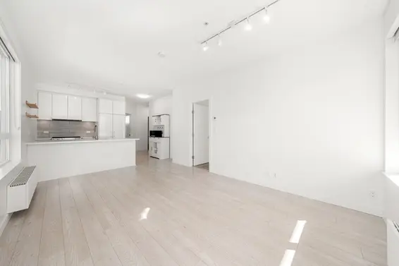 208 711 West 14th Street, North Vancouver For Sale - image 2